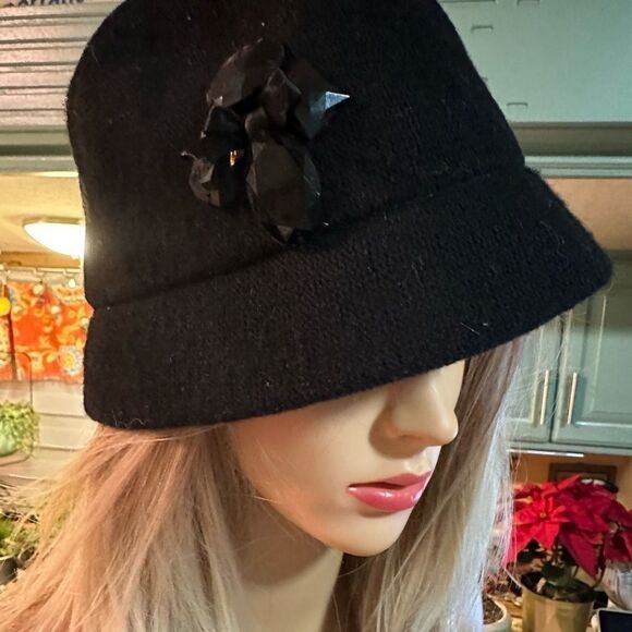 Augus T Wool Hat - Picture 3 of 8